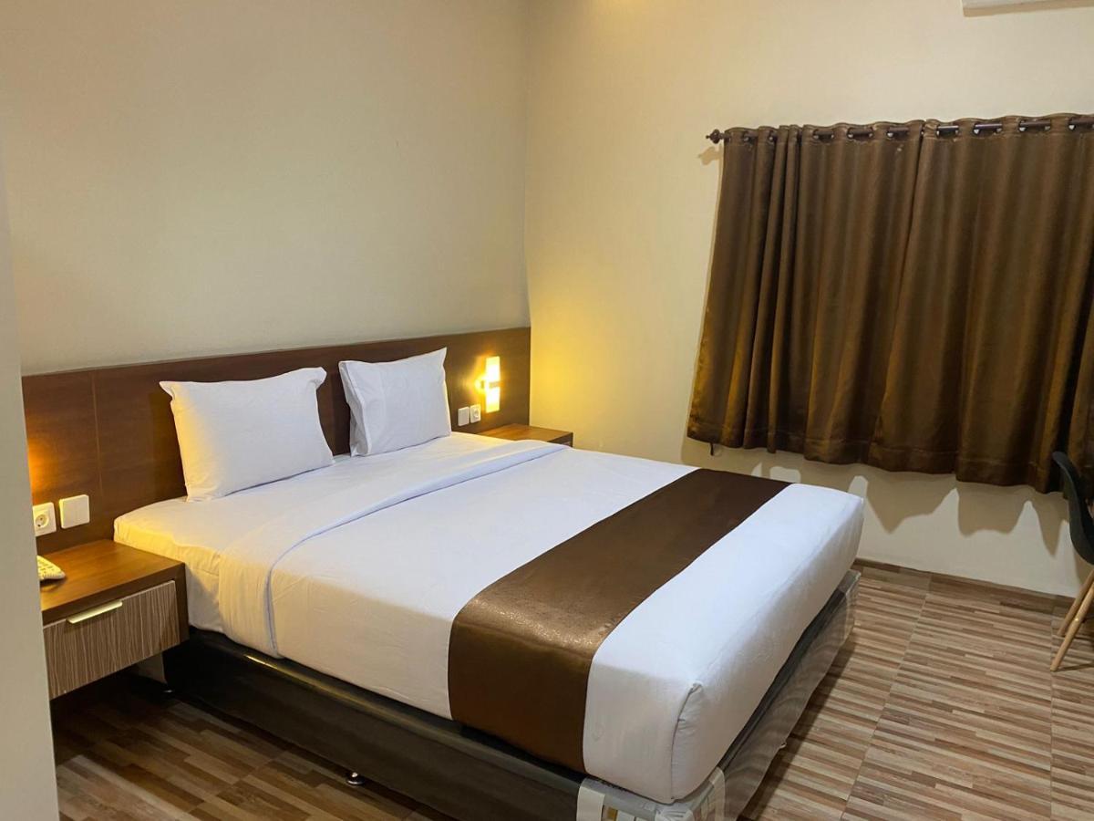 T Hotel Kualanamu Lubukpakam Екстер'єр фото