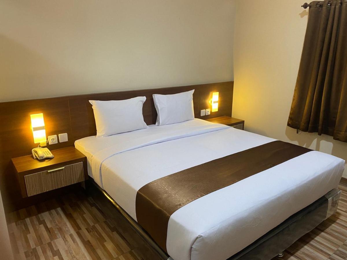 T Hotel Kualanamu Lubukpakam Екстер'єр фото