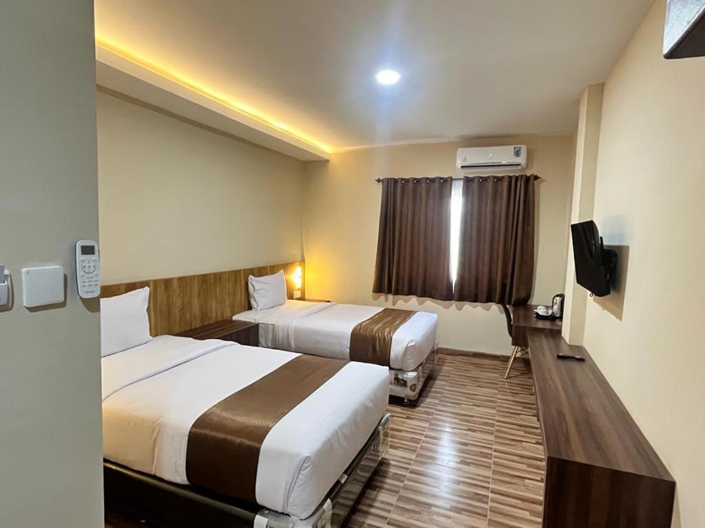 T Hotel Kualanamu Lubukpakam Екстер'єр фото